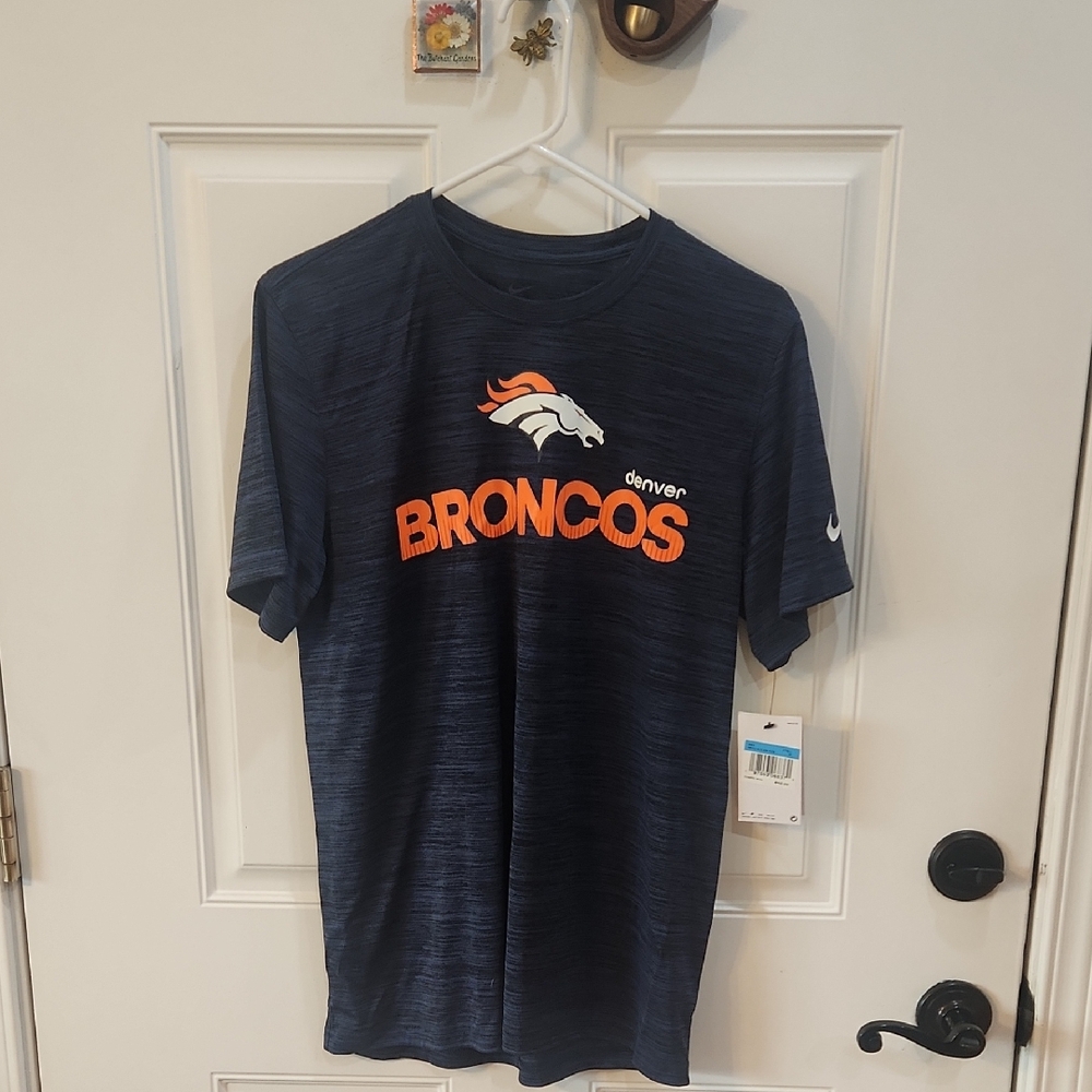 NWT Broncos Tshirt